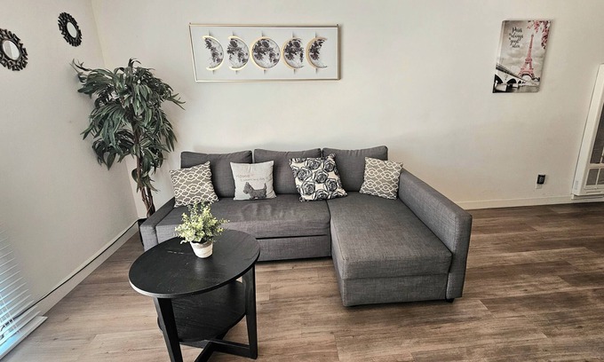 Koreatown Apartamento | Charming 1-bedroom Apartment near Silverlake