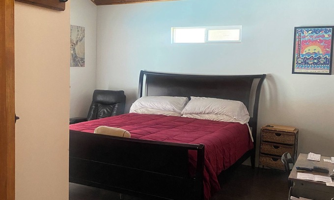 Sun Valley Casa | Charming 1-bedroom in lovely Glen Crest Hills with pool, culdesac
