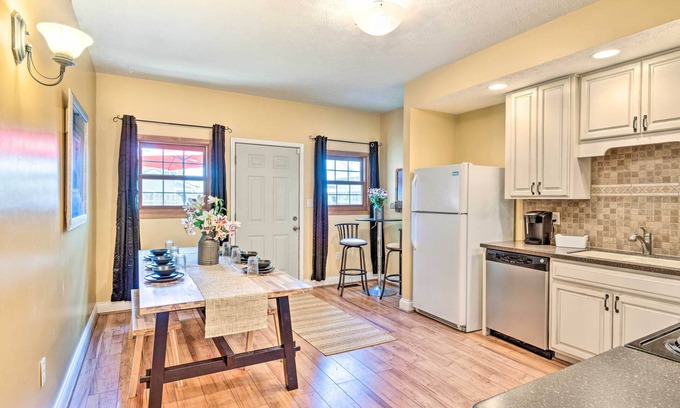 Downtown Indianapolis Cabaña | Charming 1875 Indianapolis Home in Downtown!