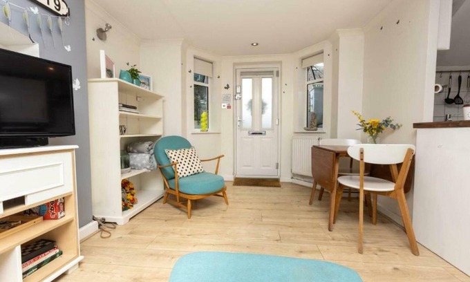 Wimbledon Apartamento | Charming 1BD Flat with Garden, Wimbledon Village