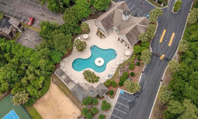 Vaught Condominio | Charming 1BR Condo in Savannah Shores