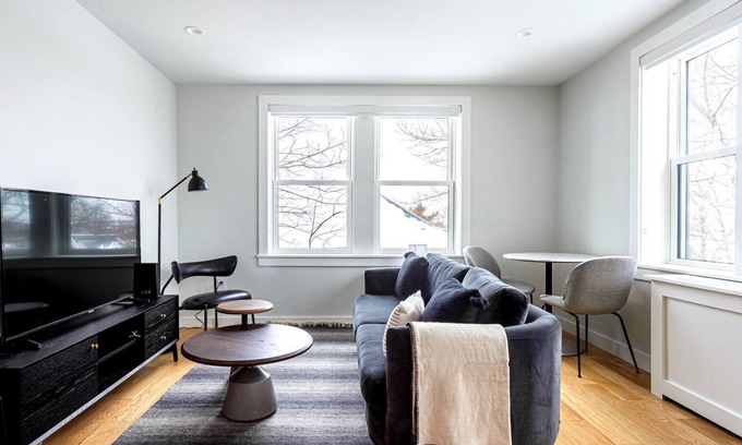 Winter Hill Apartamento | Charming 1BR, Minutes from Union Square, Porter Square, and Davis Square