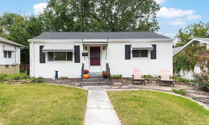 Edwardsville Casa | Charming 1BR Near Historic Downtown Edwardsville & SIUE