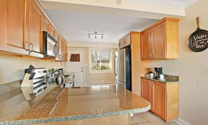 Arlington Heights Apartamento | Charming 1BR Apartment with Full Amenities & Wi-Fi
