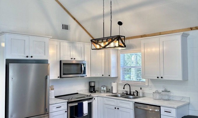 Poulan Casa | Charming 2-B2B Home in Poulan, GA