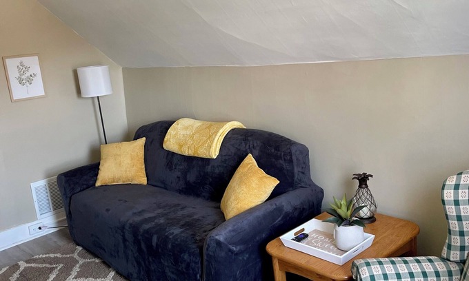St. Albans Apartamento | Charming 2-bedroom apartment in Saint Albans City