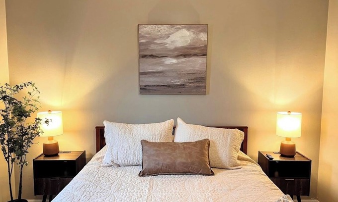Murray Apartamento | Charming 2 bed 1 bath Remodeled Suite