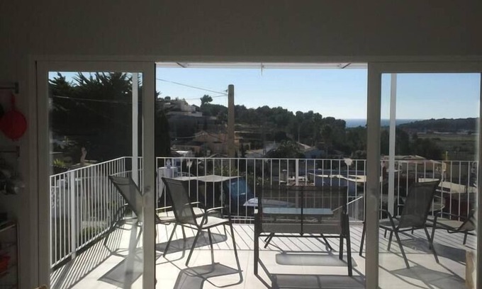 Paichi Apartamento | Charming 2-Bed Apartment in Moraira, private pool,