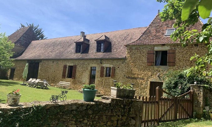 Pezuls Cabaña | Casa rural con piscina privada y jardín, ideal para 4 personas en Périgord Noir