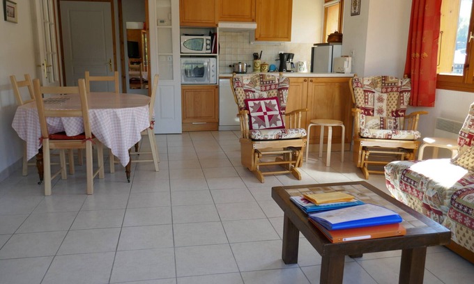 Saint-Jean-de-Sixt Apartamento | Moderno apartamento para 6 personas con balcón y garaje en Saint-Jean de Sixt