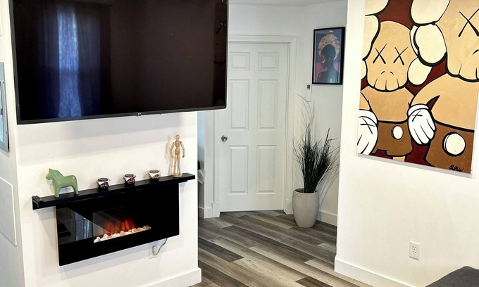 East Providence Apartamento | Charming 2-bedroom apartment with AC, WiFi minutes away from DowntownProvidence
