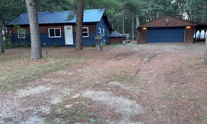 National City Casa | Charming 2-bedroom house in beautiful National City, Michigan 20 mins from Tawas