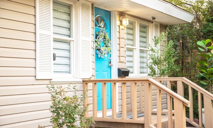 Central Oklahoma City Cabaña | Hermosa casa en medio de la ciudad! Wifi, Cocina, 2 camas queen