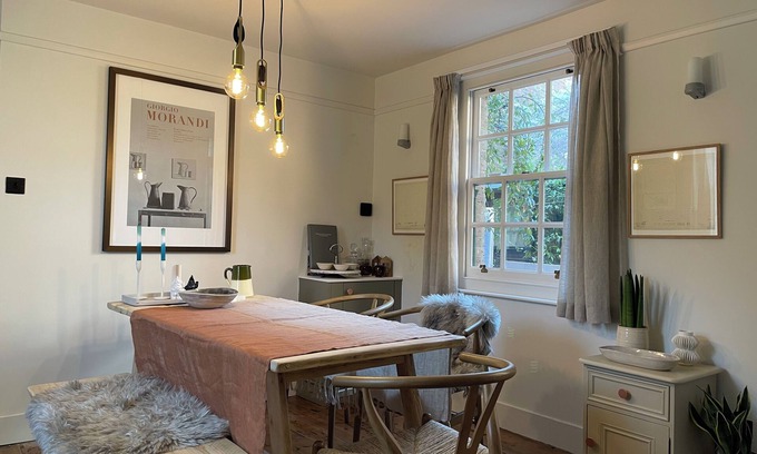 Rye Cabaña | Charming 2-bedroom 2-bathroom cottage in central beautiful medieval Rye
