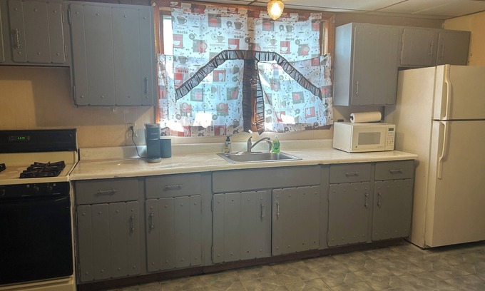 North Cambridge Apartamento | Charming 2-bedroom apartment in Cambridge with AC near Harvard Tufts porter sq