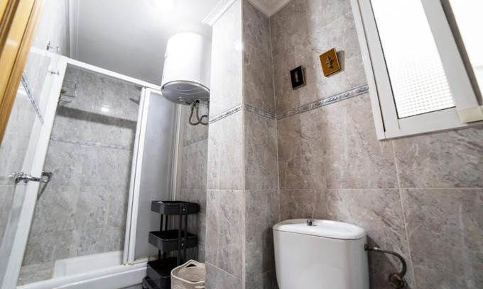 Arrancapins Condominio | Charming 2-bedroom apartment with WiFi, AC in enchanting València