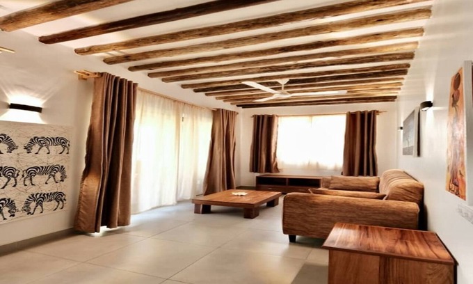 Kiwengwa Cama Y Desayuno | Charming 2-bedroom apartment in fantastic Zanzibar with AC