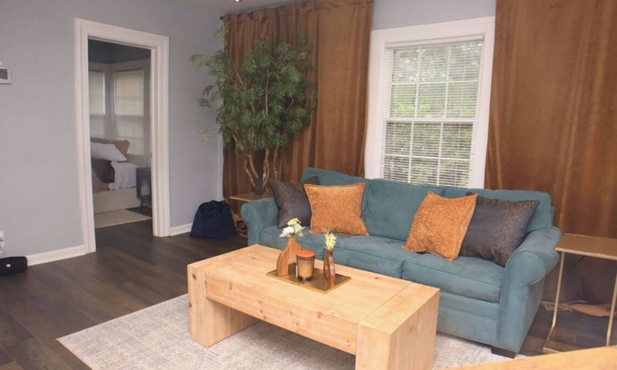 Marietta Apartamento | Charming 2-bedroom apartment with WiFi, AC in lovely Marietta