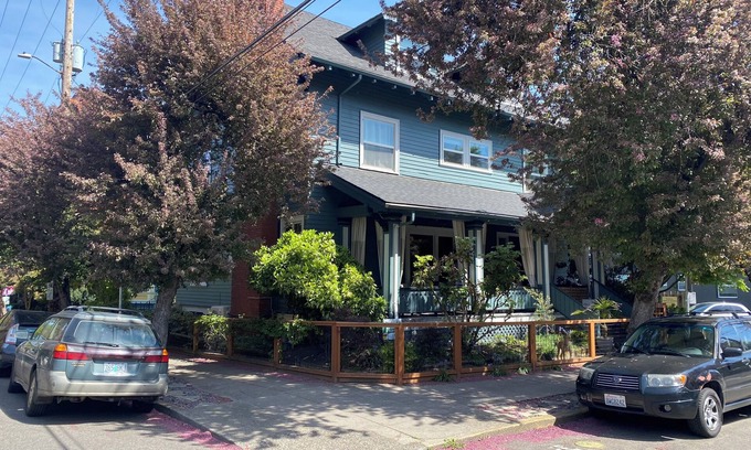 Nob Hill Apartamento | Charming 2-bedroom apartment in vibrant NW Portland