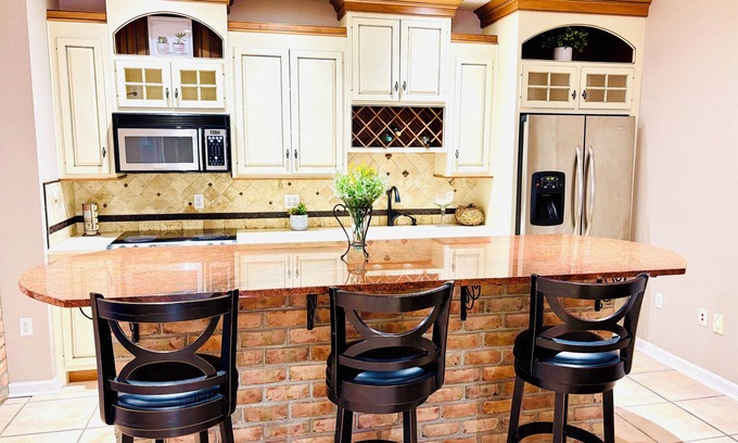 Zionhill Apartamento | Charming 2-bedroom apartment with kitchen,fitness room, pool in brilliant Emmaus