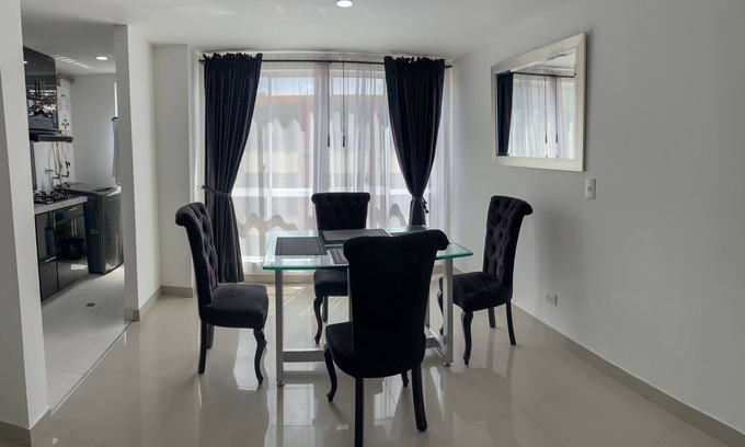 Tunja Apartamento | Charming 2-bedroom apartment in delightful Tunja with WiFi