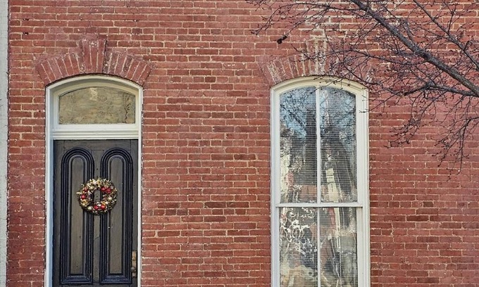 Downtown Casa | Charming 2-bedroom Baker Park townhome with WiFi, parking and patio in downtown