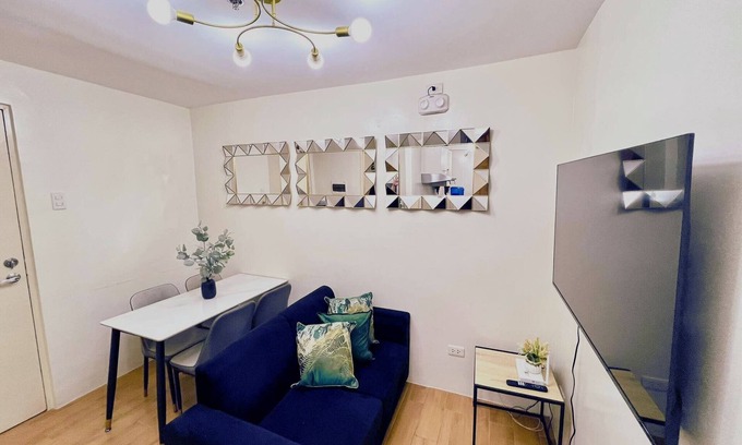 Sasa Condominio | Charming 2-bedroom condo with WiFi and AC in lovely Davao City