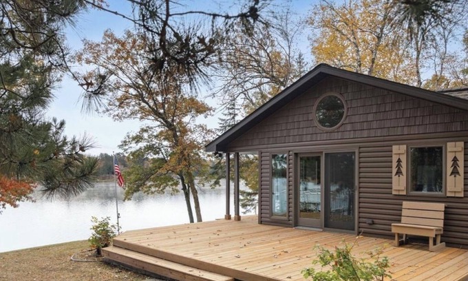 Crosslake Cabina | Charming 2-bedroom cabin with 1-bedroom bunk house on the WFC in Crosslake!