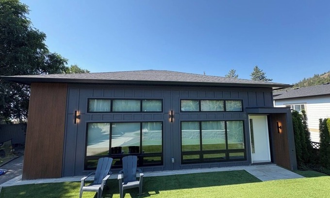 Central Okanagan Casa | Charming 2-bedroom bungalow in beautiful West Kelowna on the wine trail