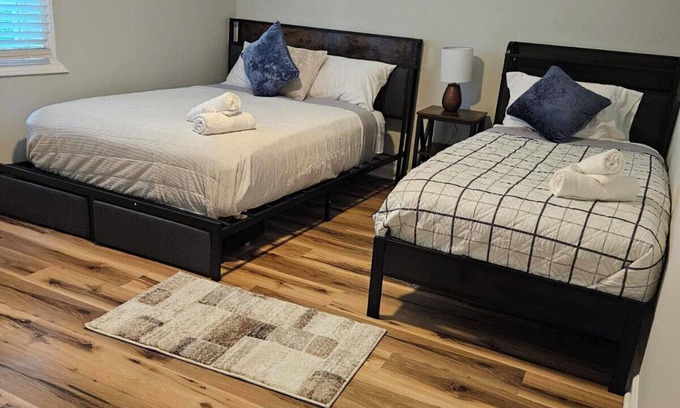 Charlotte Condominio | Charming 2-bedroom condo with AC and WiFi in lovely Charlotte