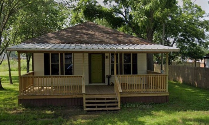 Franklin Casa | Charming 2 Bedroom Cottage in Franklin
