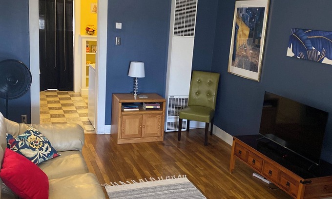 Winslow Cabaña | Charming 2-bedroom cottage in Winslow with Window AC's, heat, WiFi