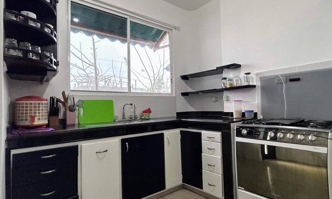 Puerto Ayora Casa | Charming 2-bedroom house with WiFi, AC in serene Puerto Ayora