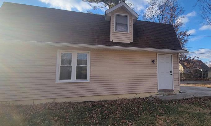 Franklin Casa | Charming 2-bedroom guest house with WiFi, AC in Franklin