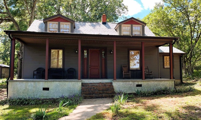 Easley Casa | Charming 2-bedroom home in tranquil Easley