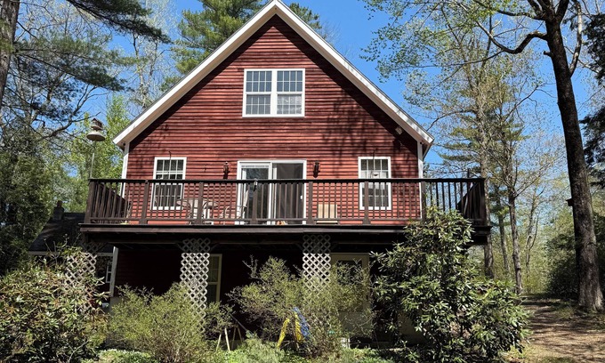 Falmouth Casa | Charming 2-bedroom house with AC, WiFi in lovely Falmouth