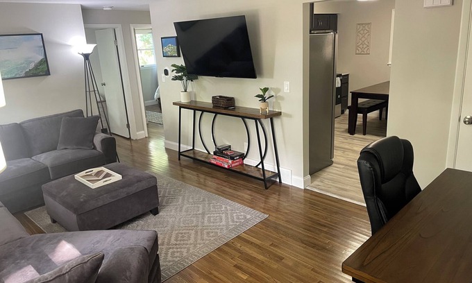 Lewiston Casa | Charming 2-bedroom house near Artpark in the Village of Lewiston