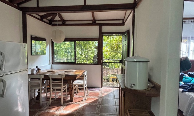 Limón Casa | Charming 2-bedroom house with WiFi, AC in beautiful Cahuita