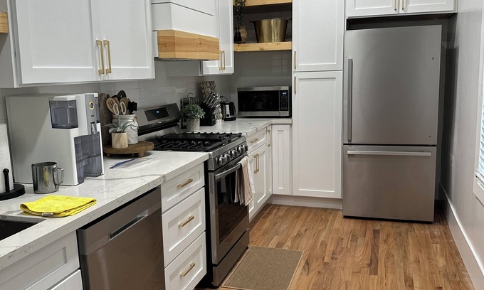 Coronado Casa | Charming 2-bedroom house in historic Coronado neighborhood