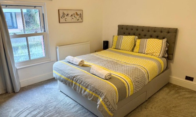 Colwyn Bay Chalet De Esquí | Charming 2-Bedroom House in the Heart of Colwyn Bay