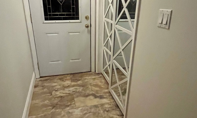 Nora Casa | Charming 2-bedroom house in Wise, Virginia