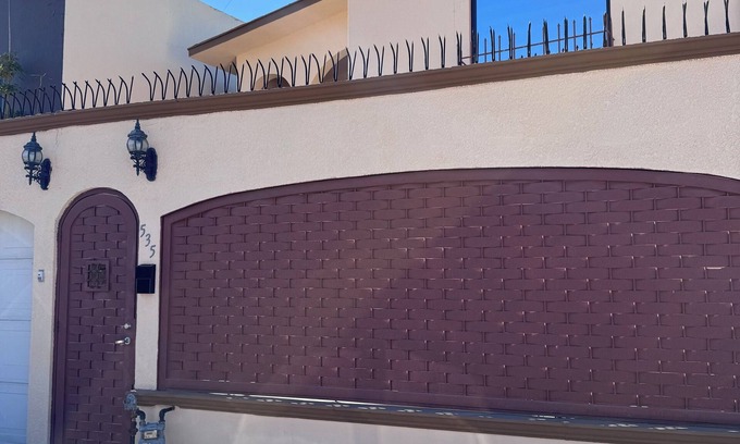 Municipio de Juárez Casa | Charming 2-bedroom house in fabulous Juárez with AC, fitness room, WiFi