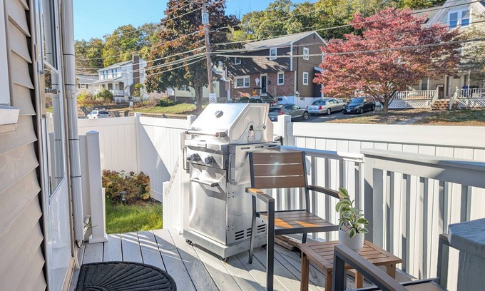 Malden Casa | Charming 2-bedroom house with WiFi, AC in enjoyable Malden