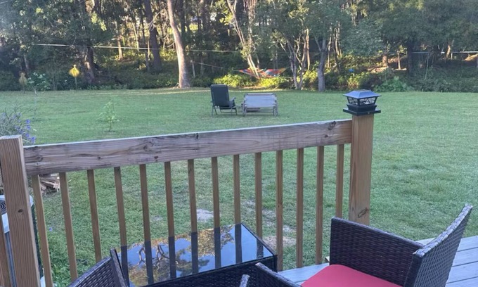 Milton Casa | Charming 2-bedroom house in Milton with WiFi and AC