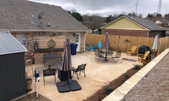 Oxford Casa | Charming 2-bedroom house - Walking distance to all sporting venues at Ole Miss!!
