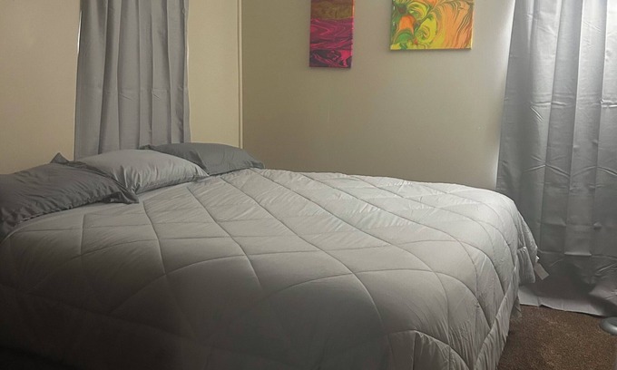 Pierre Casa | Charming 2-bedroom house in peaceful Pierre with AC