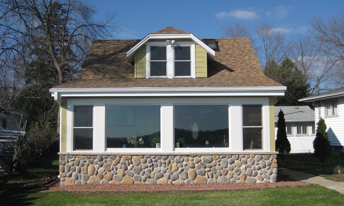 Hartford Casa | Charming 2-bedroom Lake House