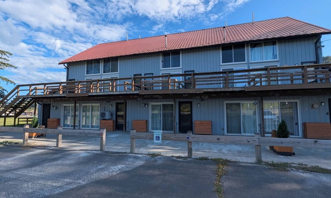 Blodgett Mills Condominio | Charming 2-bedroom Mountain-side condo #11 at Greek Peak
