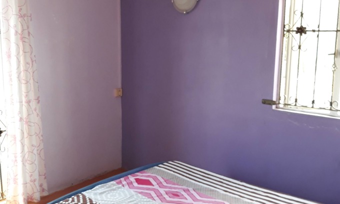 Flic-en-Flac Apartamento | Charming 2-bedroom apartment in lovely Flic en Flac with AC