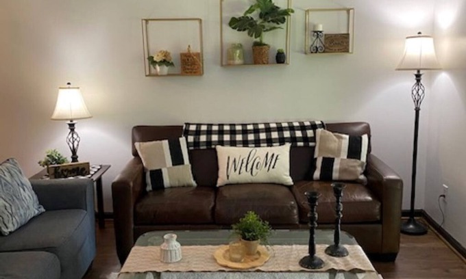 New Bern Casa | Charming 2-bedroom townhome in delightful New Bern with WiFi, AC